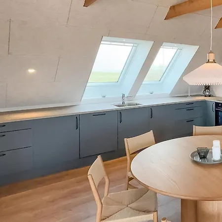 Prachtig In Met Uitzicht Op Zee Appartement *